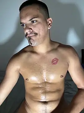 HotBeastBoy online show from 4, 12, 2024