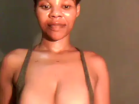 Snapshot of MAZINGDIVA1994 chatting on 5, 1, 2025 MAZINGDIVA1994 online show from 5, 1, 2025