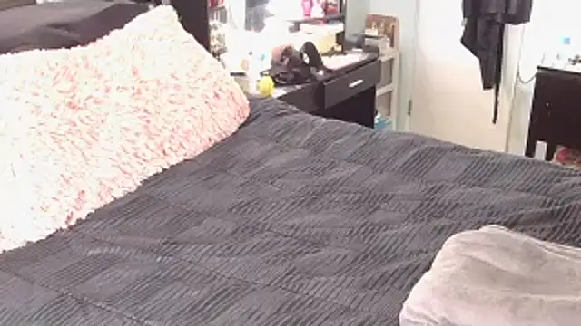 exxxtrasmall online show from 16, 11, 2025