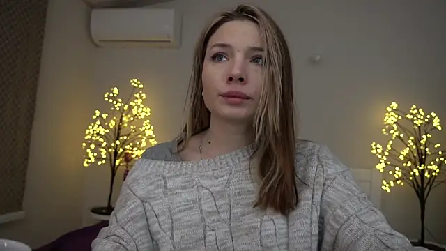 IceDanielles online show from 10, 1, 2025