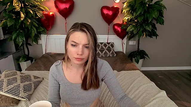 IceDanielles online show from 16, 2, 2025