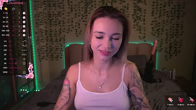 Snapshot of Teo_Rose chatting on 20, 12, 2024 Teo Rose online show from 20, 12, 2024