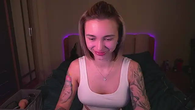 Snapshot of Teo_Rose chatting on 14, 3, 2025 Teo Rose online show from 14, 3, 2025