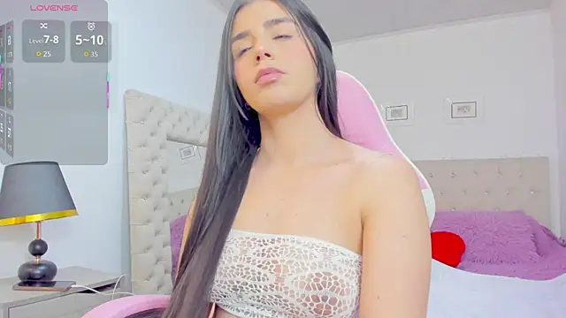 Snapshot of carlaperez_ chatting on 16, 12, 2025 carlaperez online show from 16, 12, 2025