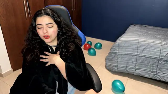 Snapshot of Ales_Kitten chatting on 13, 2, 2025 Ales Kitten online show from 13, 2, 2025