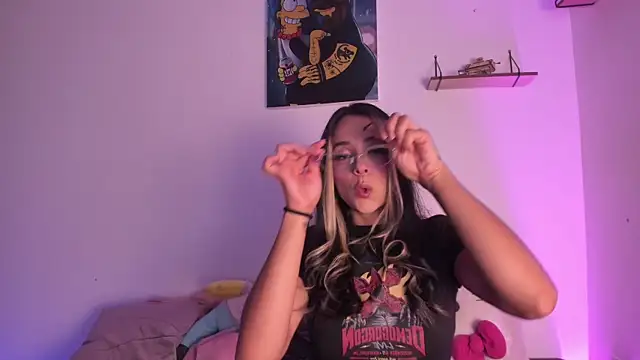 Snapshot of penny_sweett_ chatting on 6, 1, 2026 penny sweett online show from 6, 1, 2026