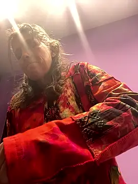 Lwhite1 online show from 8, 1, 2026