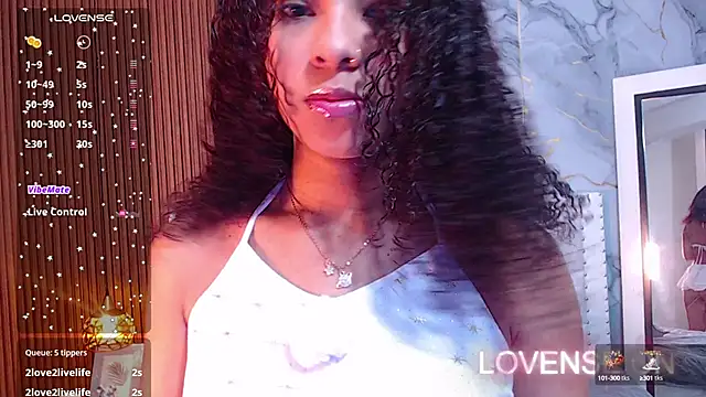 Snapshot of littleebonny chatting on 26, 12, 2024 littleebonny online show from 26, 12, 2024