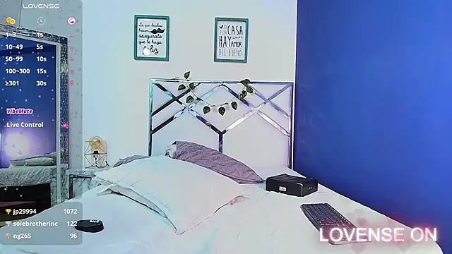 Snapshot of littleebonny chatting on 12, 1, 2025 littleebonny online show from 12, 1, 2025