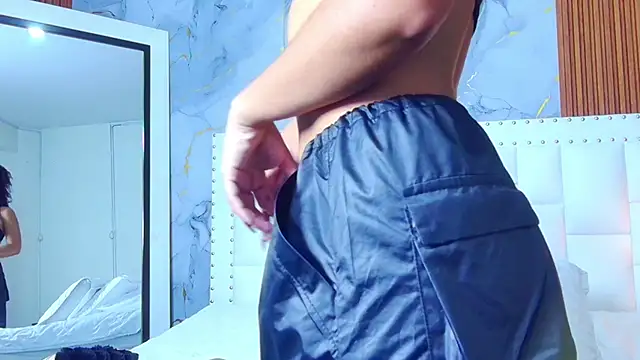 Snapshot of littleebonny chatting on 3, 3, 2025 littleebonny online show from 3, 3, 2025