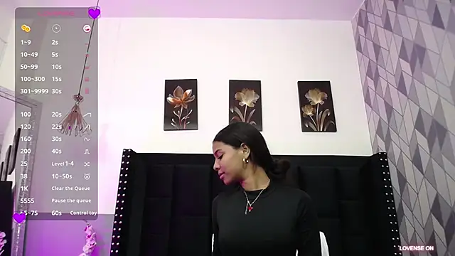 Snapshot of littleebonny chatting on 8, 3, 2025 littleebonny online show from 8, 3, 2025