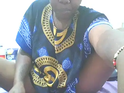 Snapshot of sweet_bigclit chatting on 7, 3, 2025 sweet bigclit online show from 7, 3, 2025