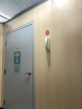 Snapshot of vixendoll87 chatting on 29, 10, 2025 vixendoll87 online show from 29, 10, 2025