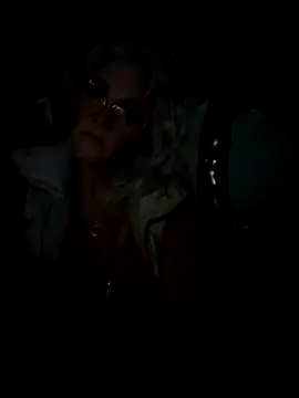 Snapshot of vixendoll87 chatting on 17, 12, 2025 vixendoll87 online show from 17, 12, 2025