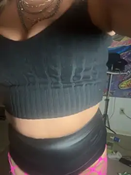 Snapshot of vixendoll87 chatting on 7, 2, 2026 vixendoll87 online show from 7, 2, 2026