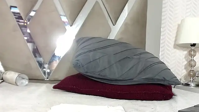 Snapshot of KasandraPhillips chatting on 21, 2, 2025 KasandraPhillips online show from 21, 2, 2025