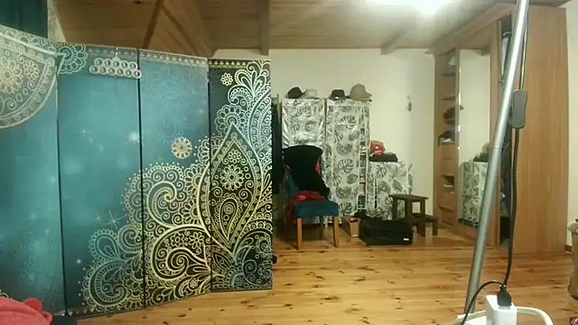 MilfKendra4U online show from 12, 1, 2026