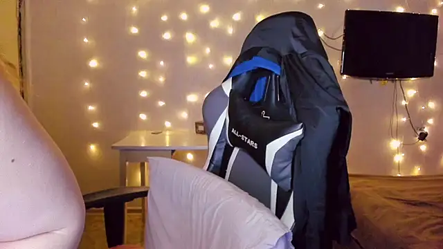 Milafoxxxy online show from 14, 2, 2025