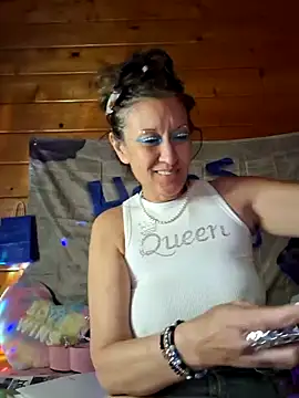 Snapshot of TheDime chatting on 19, 2, 2025 TheDime online show from 19, 2, 2025