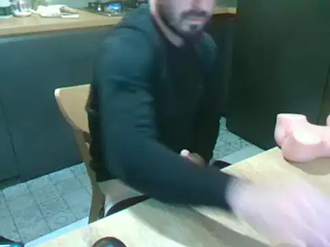 Snapshot of giorgakaci69 chatting on 19, 12, 2024 giorgakaci69 online show from 19, 12, 2024