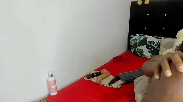 Snapshot of LariissaWilson chatting on 5, 3, 2025 LariissaWilson online show from 5, 3, 2025