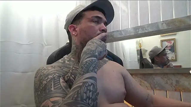 Angel sex latin online show from 23, 10, 2025