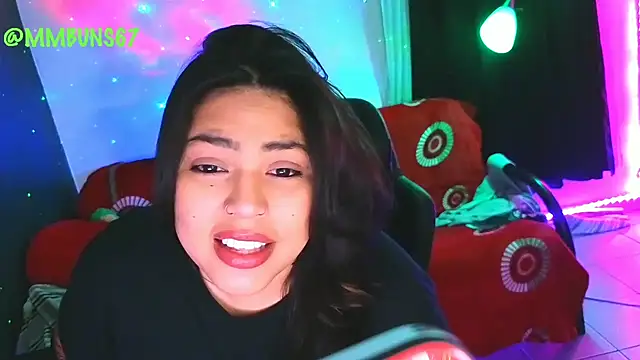 miacanela xo online show from 10, 10, 2025