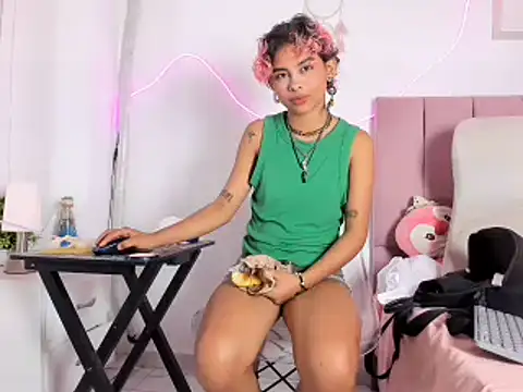 Snapshot of lilith_horny chatting on 17, 6, 2026 lilith horny online show from 17, 6, 2026