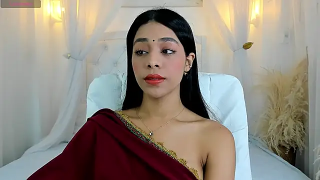 Snapshot of aaryy_ chatting on 12, 12, 2024 aaryy online show from 12, 12, 2024