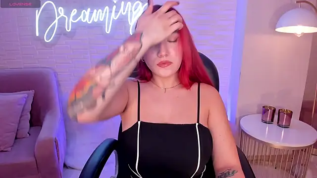 ViolettCastel online show from 3, 2, 2025