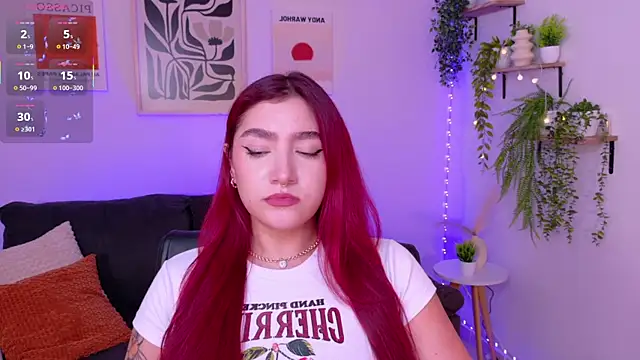 ViolettCastel online show from 14, 4, 2026