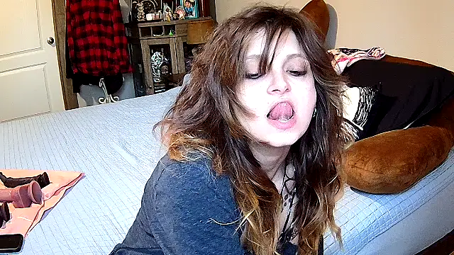 ZeelaXoXo online show from 12, 1, 2026