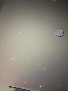 Kimmymadison- online show from 5, 10, 2025