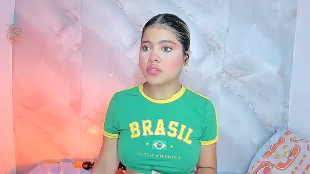 Snapshot of sofiacastillo01 chatting on 12, 6, 2026 sofiacastillo01 online show from 12, 6, 2026
