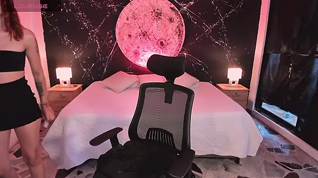 Snapshot of VictoriaRosse_ chatting on 18, 2, 2025 VictoriaRosse online show from 18, 2, 2025