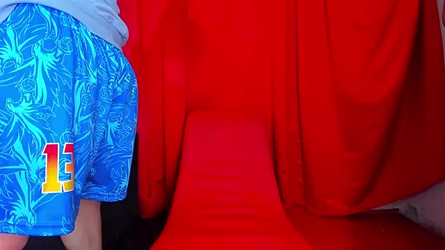 Extreme Team8 online show from 12, 1, 2025