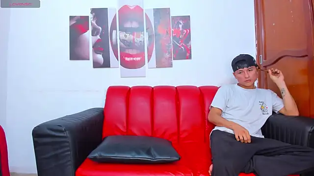 Extreme Team8 online show from 24, 7, 2026