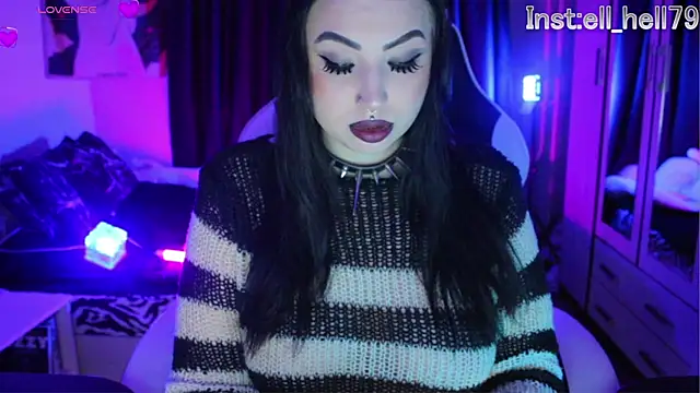 Kitty goth online show from 12, 1, 2026