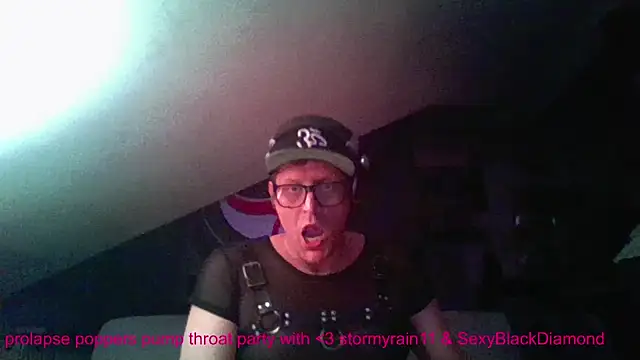 Bigthroaterboy online show from 1, 12, 2024