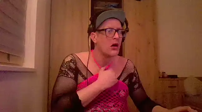 Bigthroaterboy online show from 8, 2, 2025