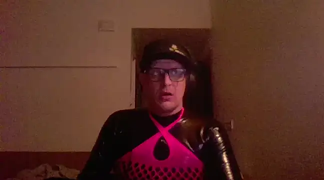 Bigthroaterboy online show from 7, 3, 2025