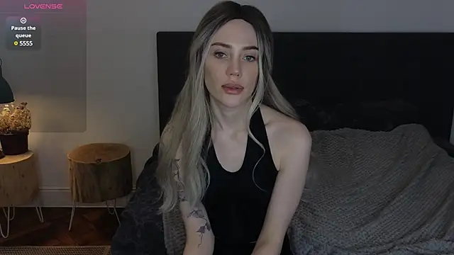 Snapshot of Sara_Tranquil chatting on 6, 12, 2024 Sara Tranquil online show from 6, 12, 2024