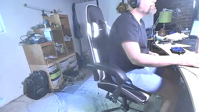 MagnusCockus online show from 4, 6, 2026
