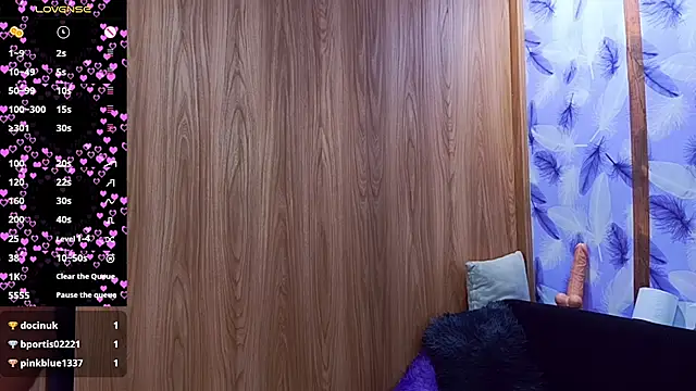 Snapshot of Molly_ADY chatting on 20, 11, 2025 Molly ADY online show from 20, 11, 2025