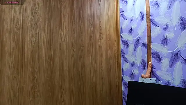 Snapshot of Molly_ADY chatting on 26, 11, 2025 Molly ADY online show from 26, 11, 2025