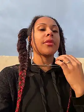 HaileyDiana online show from 20, 3, 2026