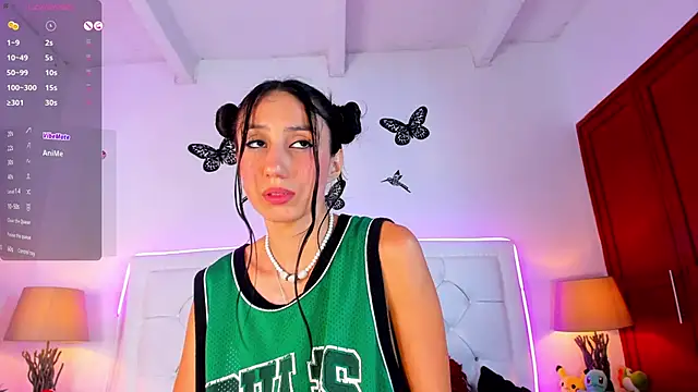 LyaEvanss online show from 5, 12, 2024