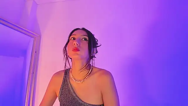 LyaEvanss online show from 14, 10, 2025