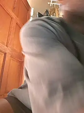 Petrossa online show from 9, 4, 2026