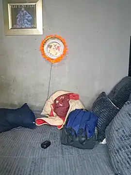 Petrossa online show from 19, 4, 2026